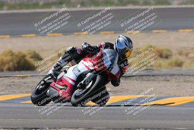 media/Oct-08-2022-SoCal Trackdays (Sat) [[1fc3beec89]]/Turn 14 (1050am)/